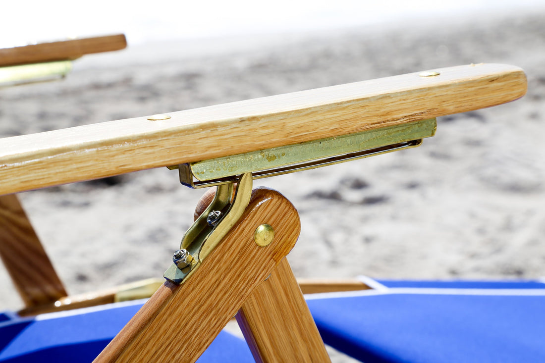 detail hardware